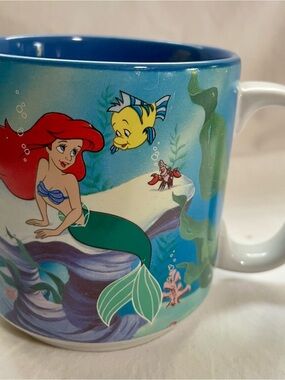 VTG Disney The Little Mermaid Mug Ariel Ursula Flounder Blue Interior